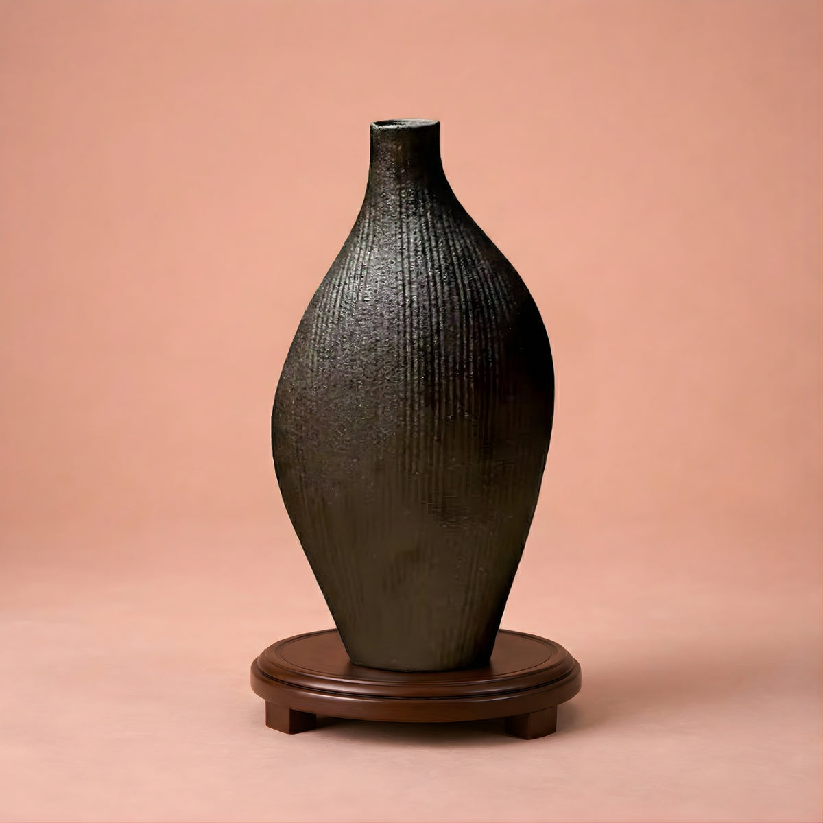 Vase en terre cuite japonais moderne