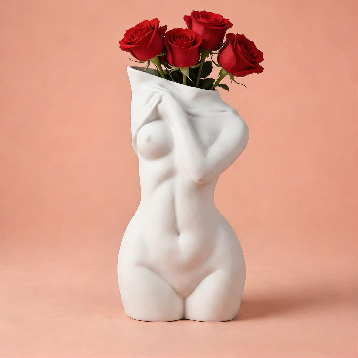 Vase corps féminin en résine