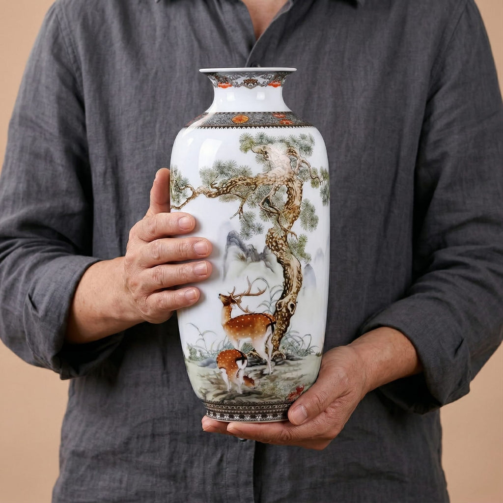 Grand vase en céramique chinois motif cerfs
