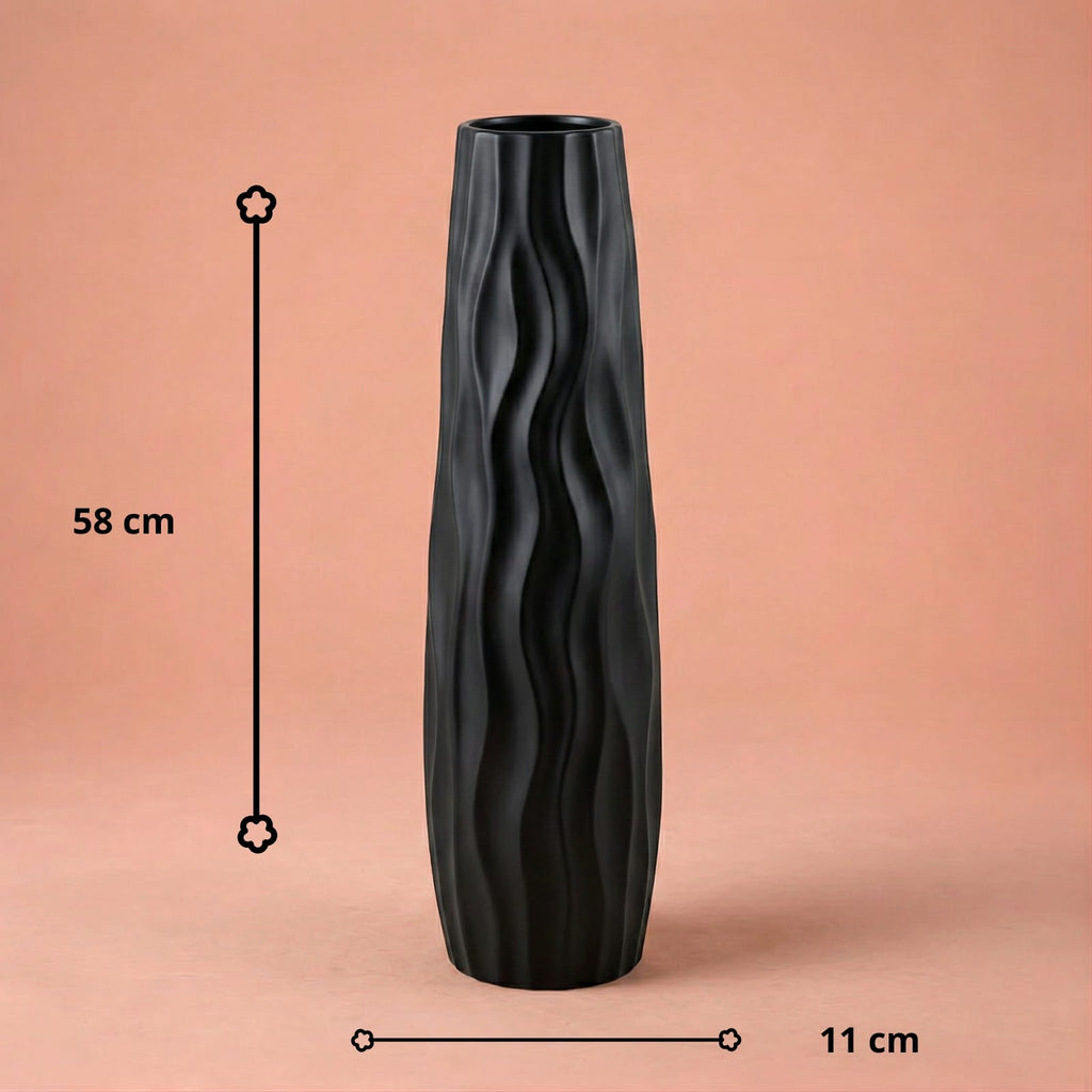 Grand vase en plastique à poser au sol