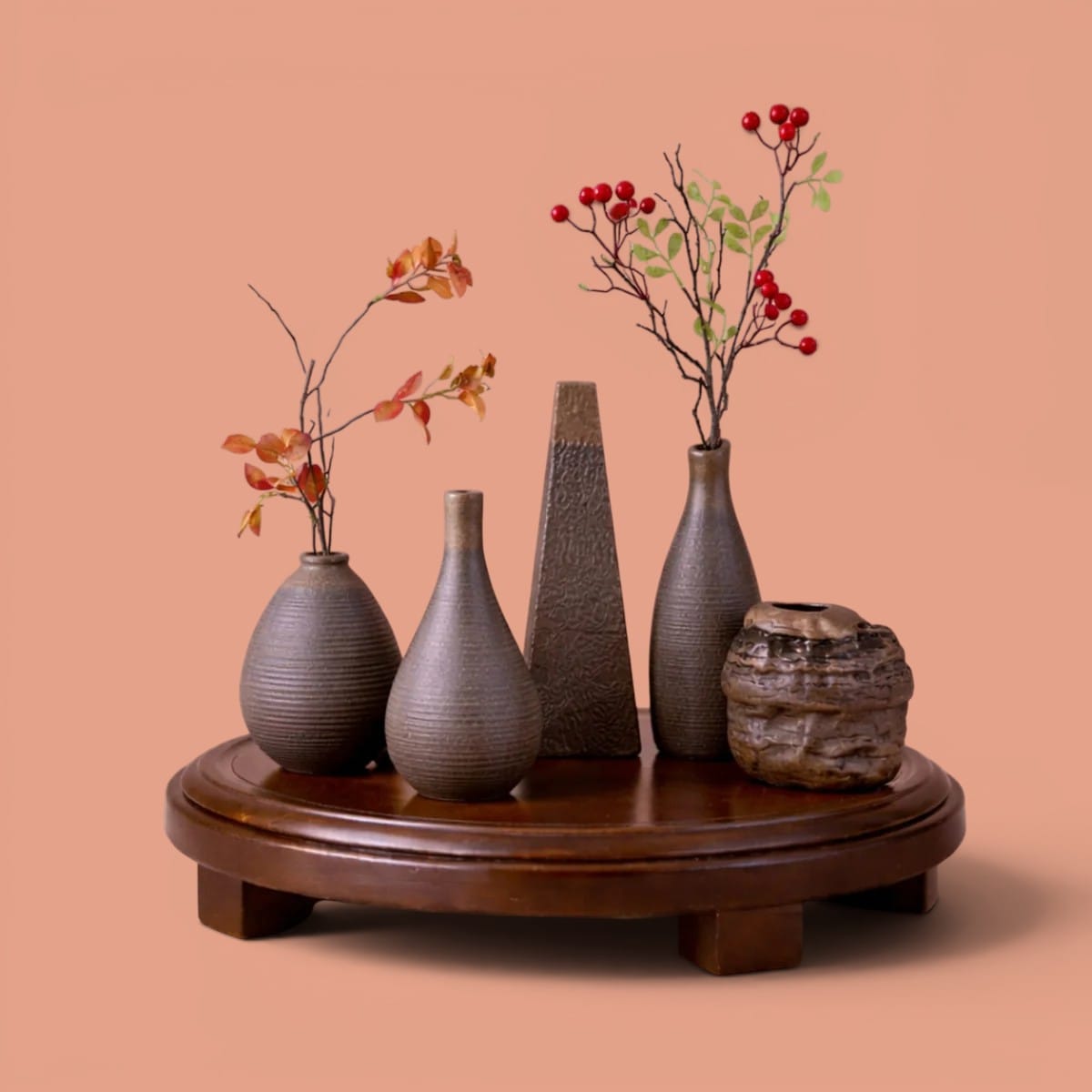 Mini vase en poterie rétro