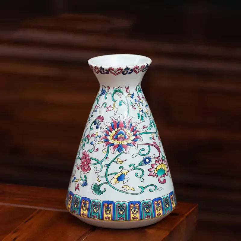 Petit vase chinois en porcelaine émaillée