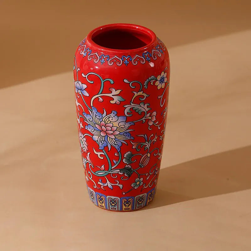 Petit vase chinois en porcelaine émaillée