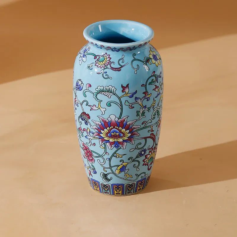 Petit vase chinois en porcelaine émaillée