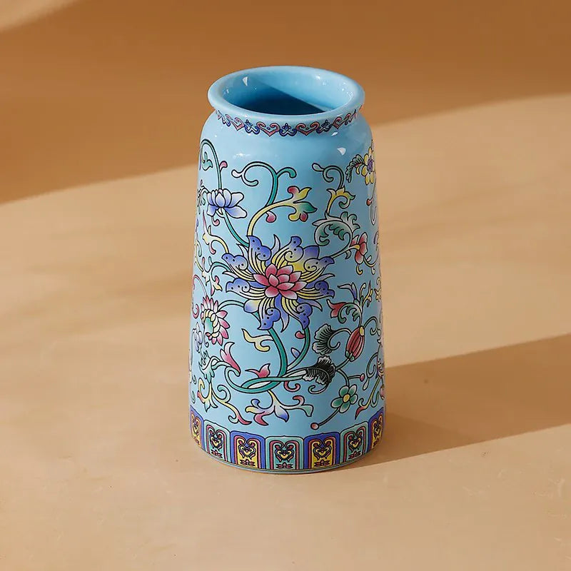 Petit vase chinois en porcelaine émaillée