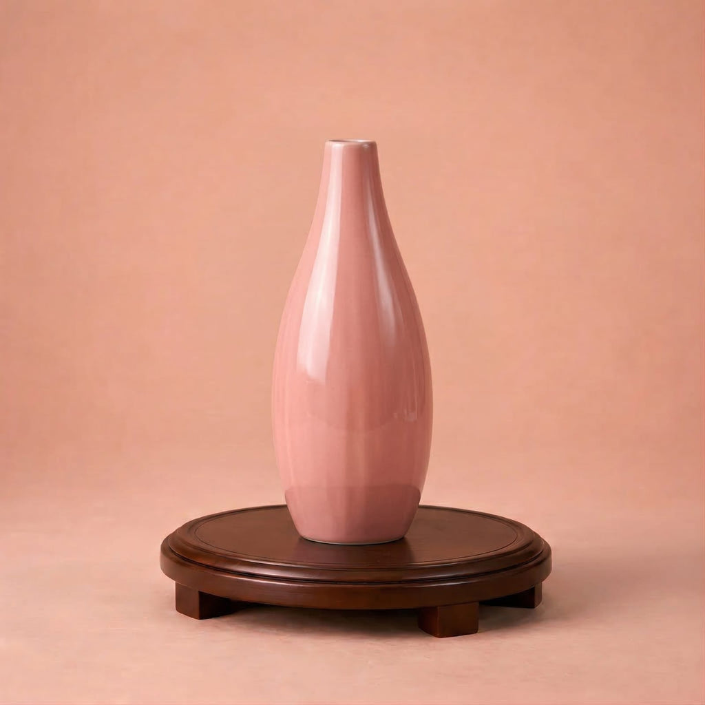 Petit vase de plante rose en céramique
