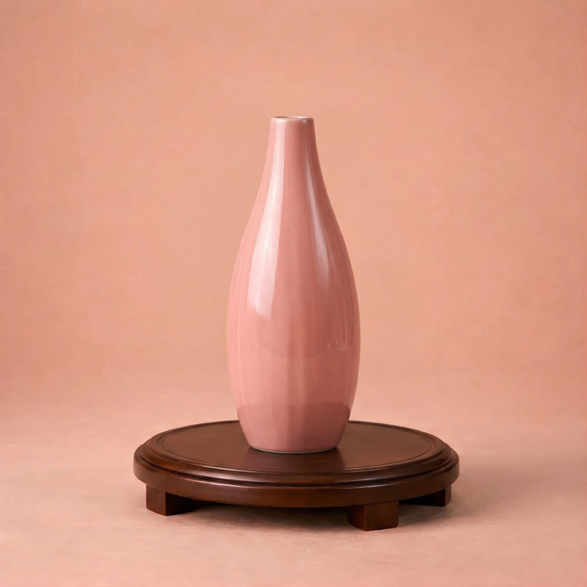 Petit vase de plante rose en céramique