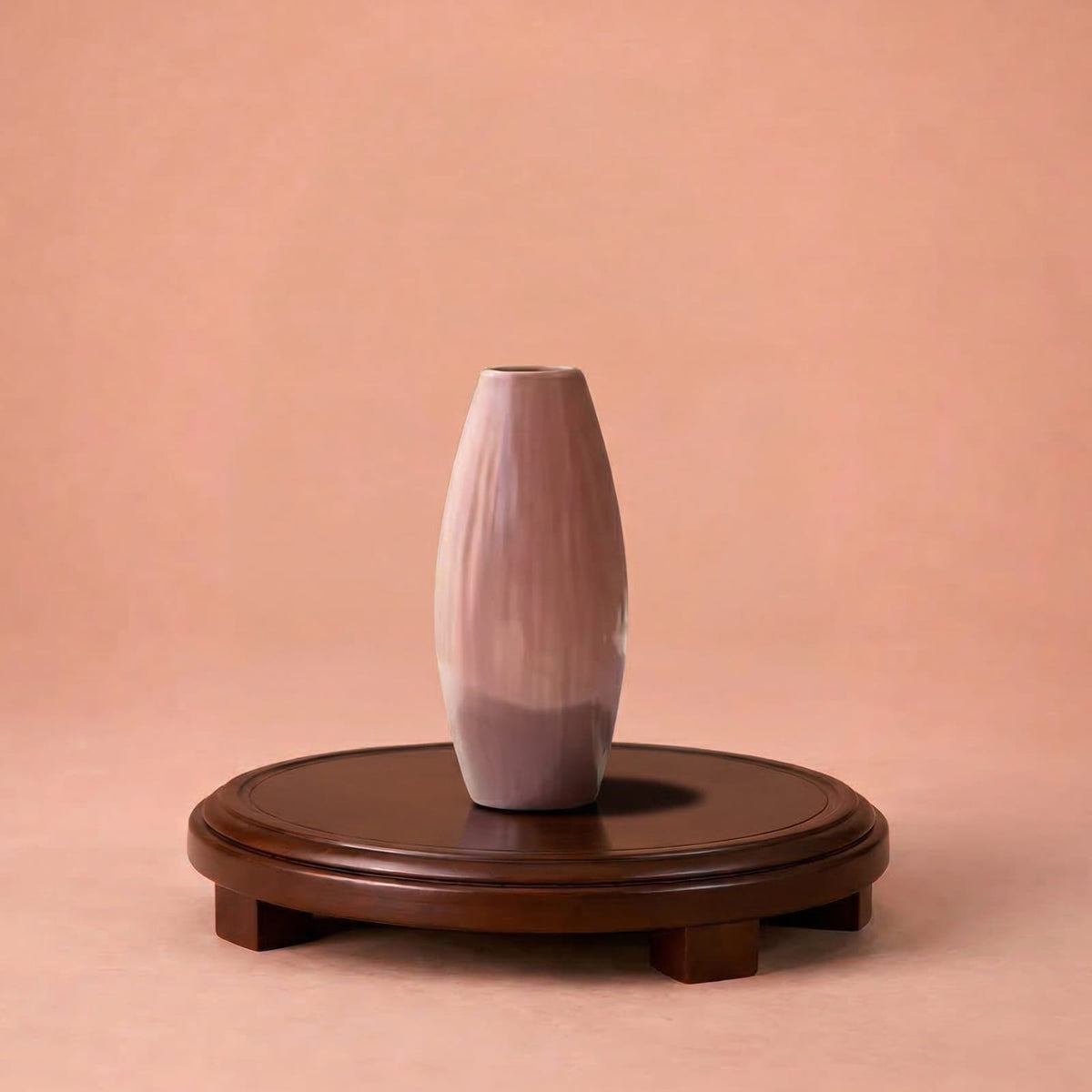 Petit vase de plante rose en céramique