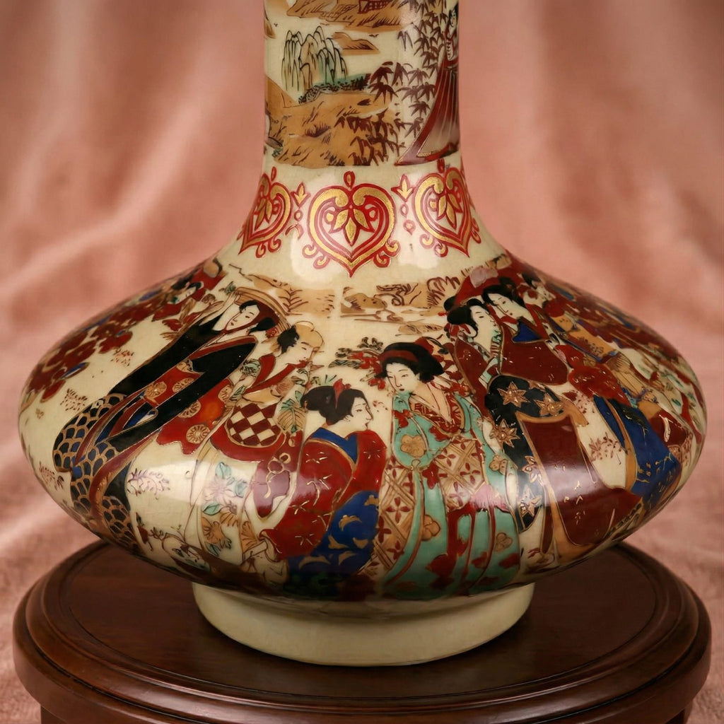 Vase ancien chinois en porcelaine peinte