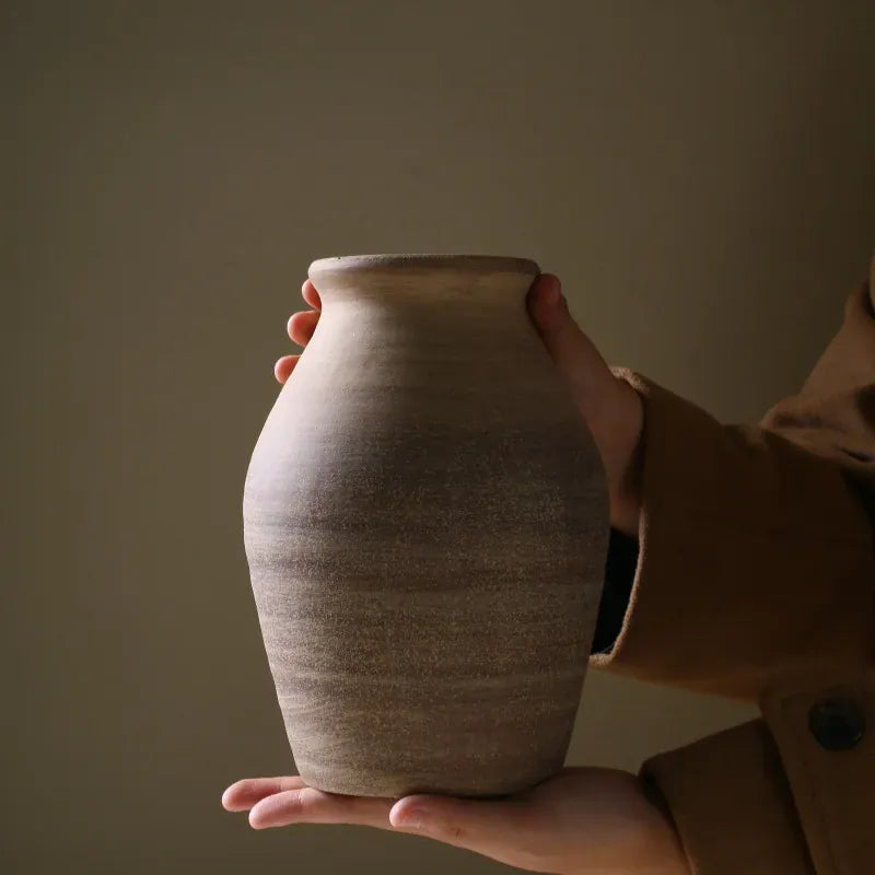 Vase ancien en céramique vintage | Style artisanal rustique