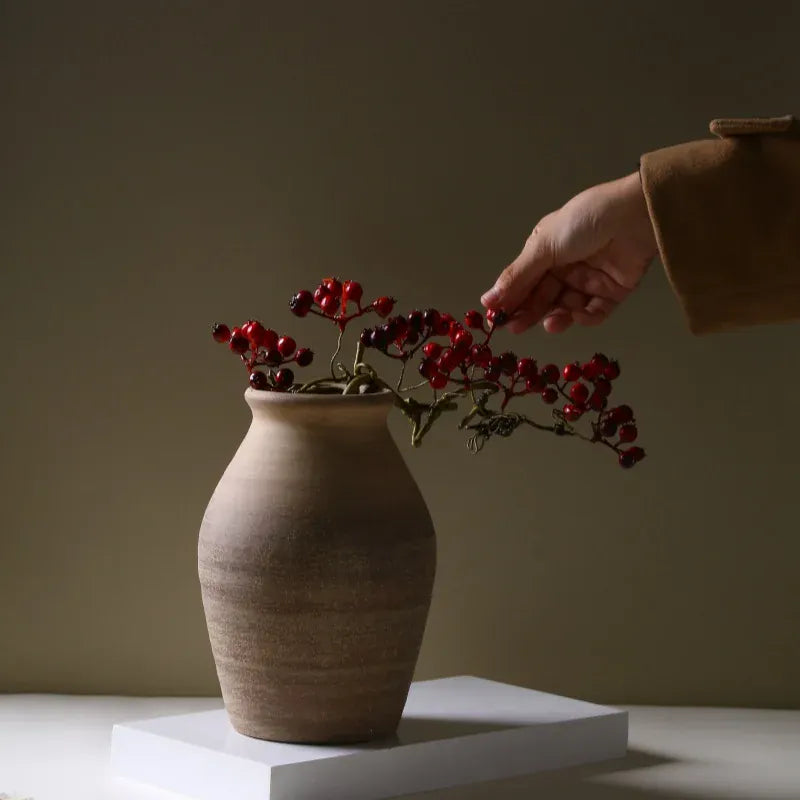 Vase ancien en céramique vintage | Style artisanal rustique