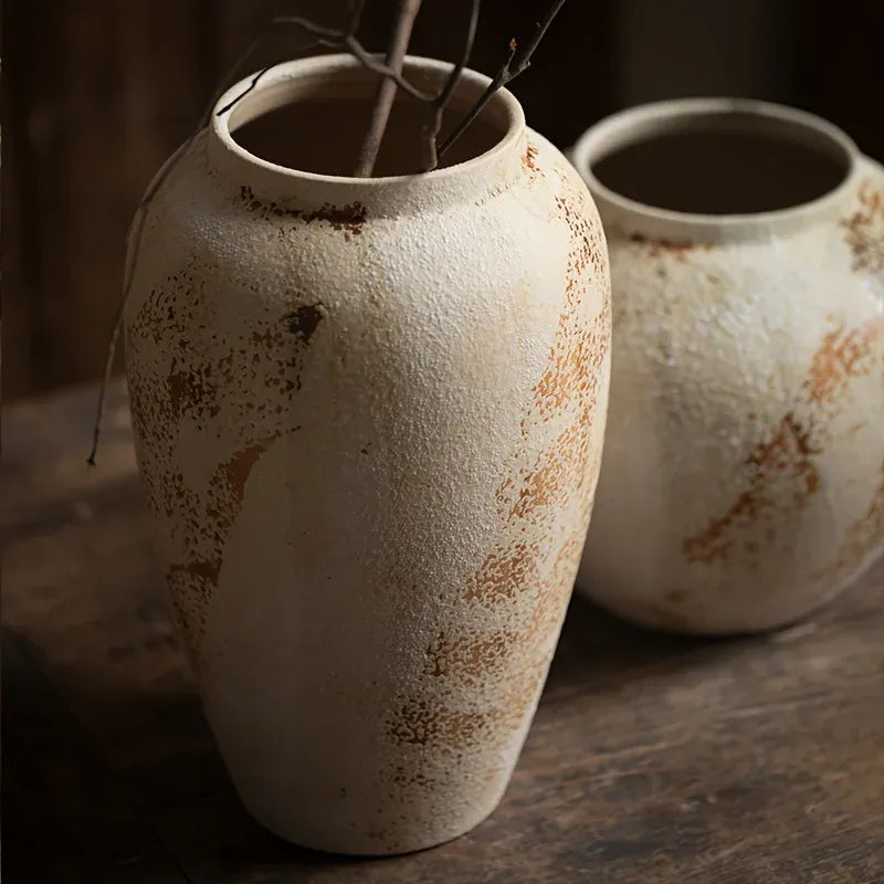 Vase blanc design en céramique
