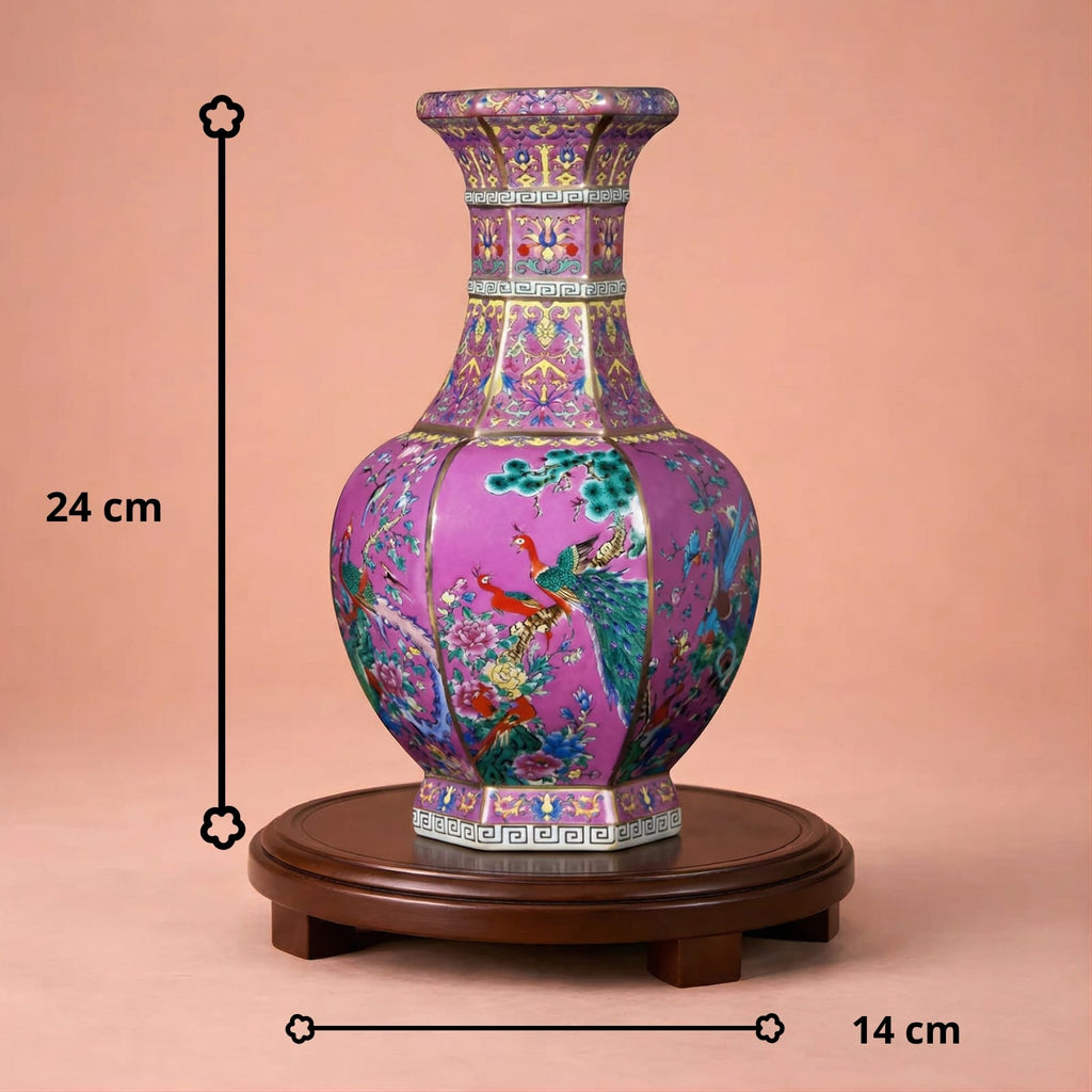 Vase chinois ancien rose en porcelaine émaillée