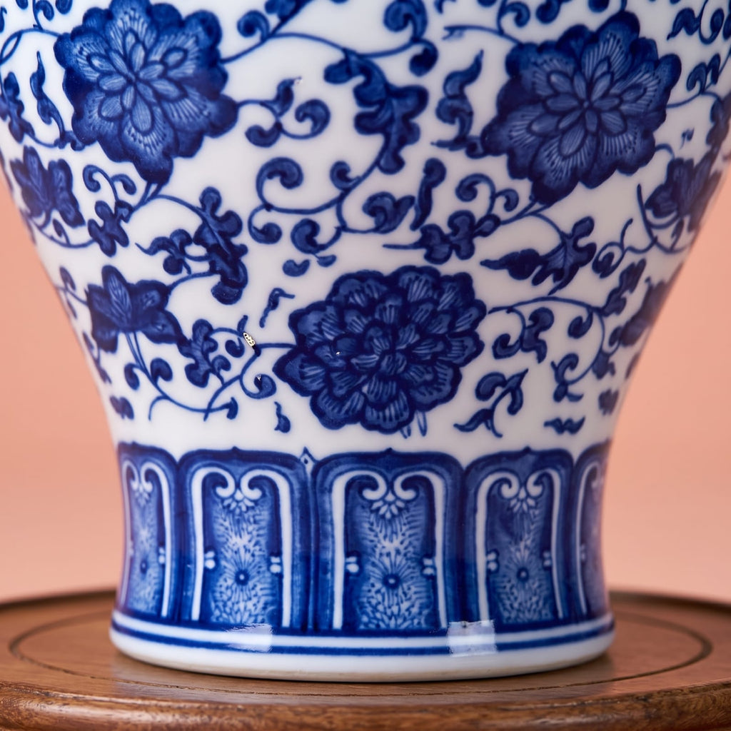 Vase chinois bleu et blanc fleurs