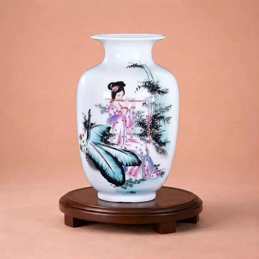 Vase chinois en céramique et porcelaine motif dame chinoise