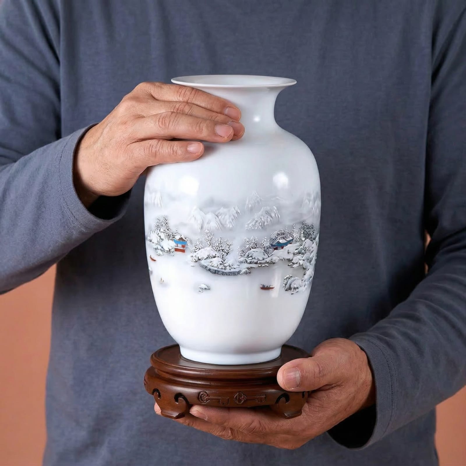 Vase chinois traditionnelle en céramique et porcelaine Image