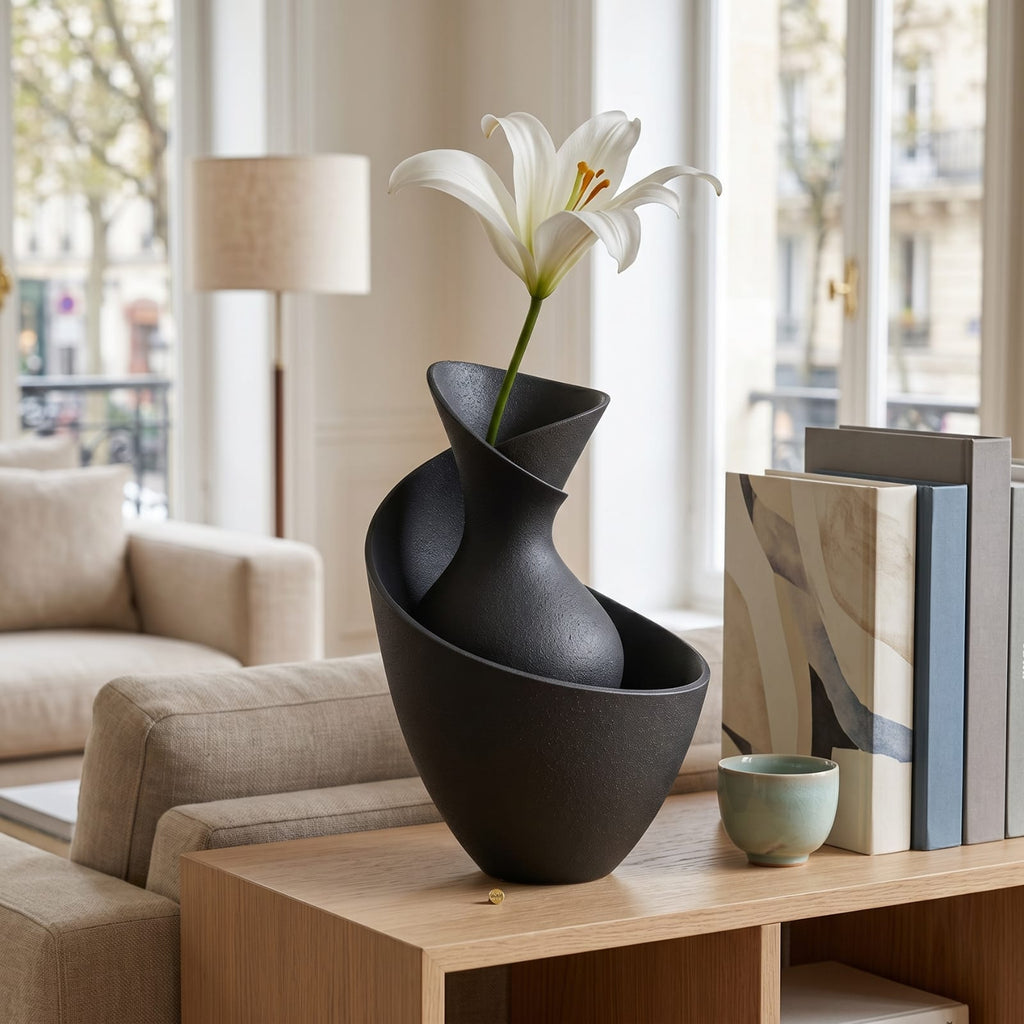 Vase Décoratif Sculptural | Design Nordique Noir & Blanc