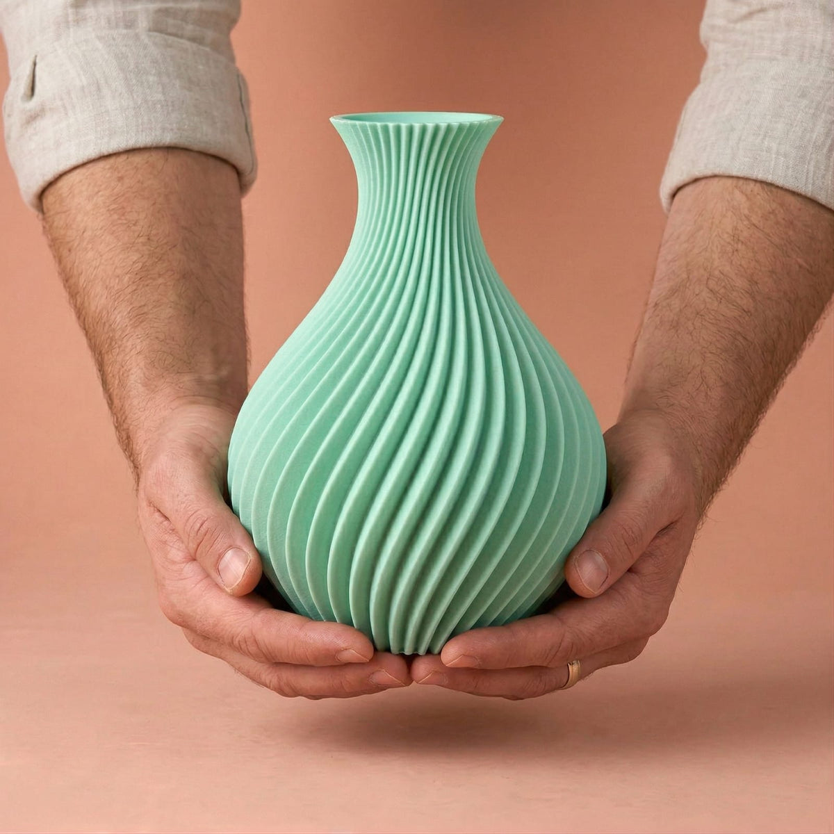 Vase décoratif texturé rétro vert