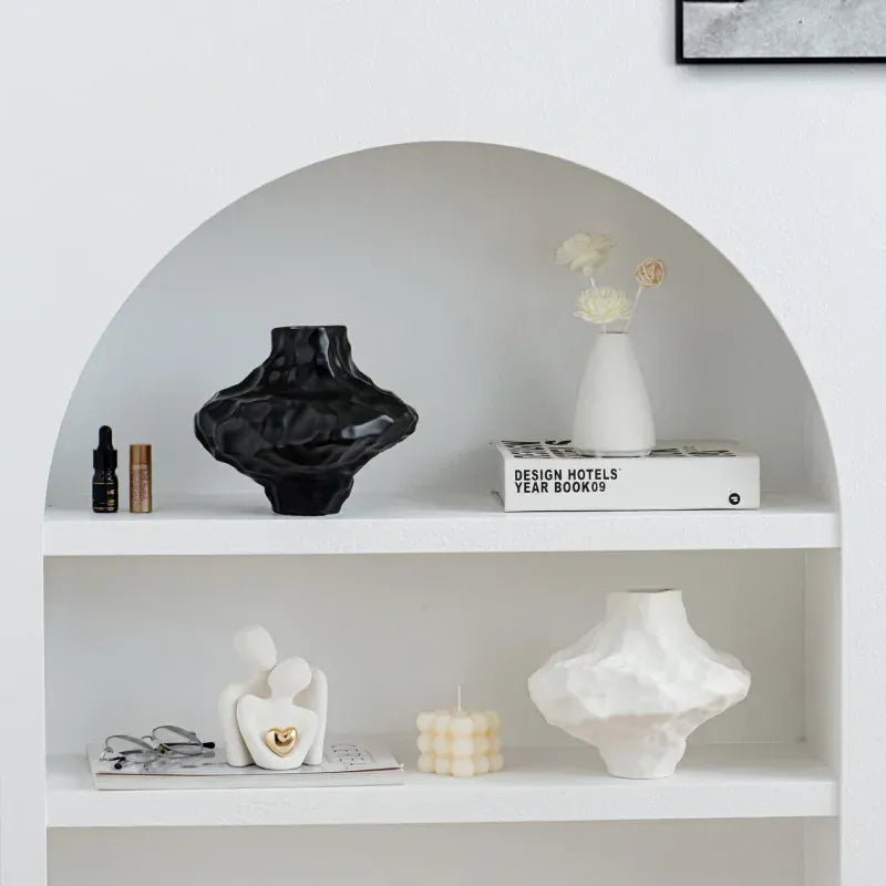 Vase design effet pierre en céramique