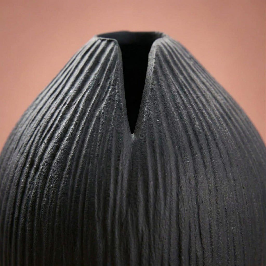 Vase du japon en terre cuite – forme galet texturée