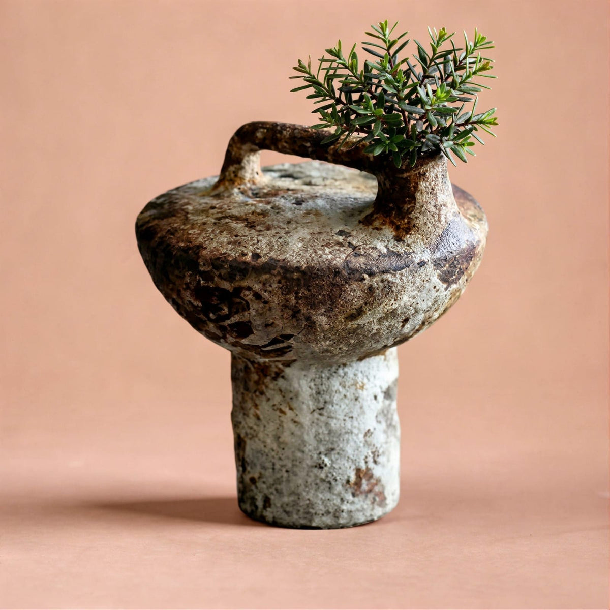 Vase en céramique rétro nostalgique style vintage