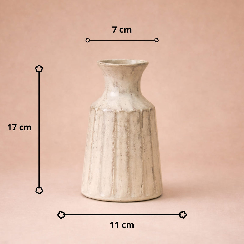 Vase en céramique vintage blanc | Décoration rétro élégante