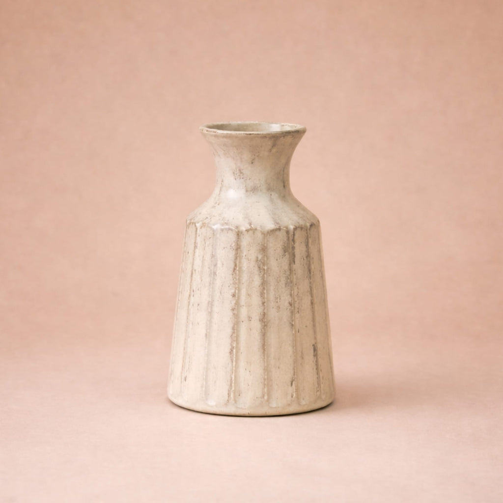 Vase en céramique vintage blanc | Décoration rétro élégante