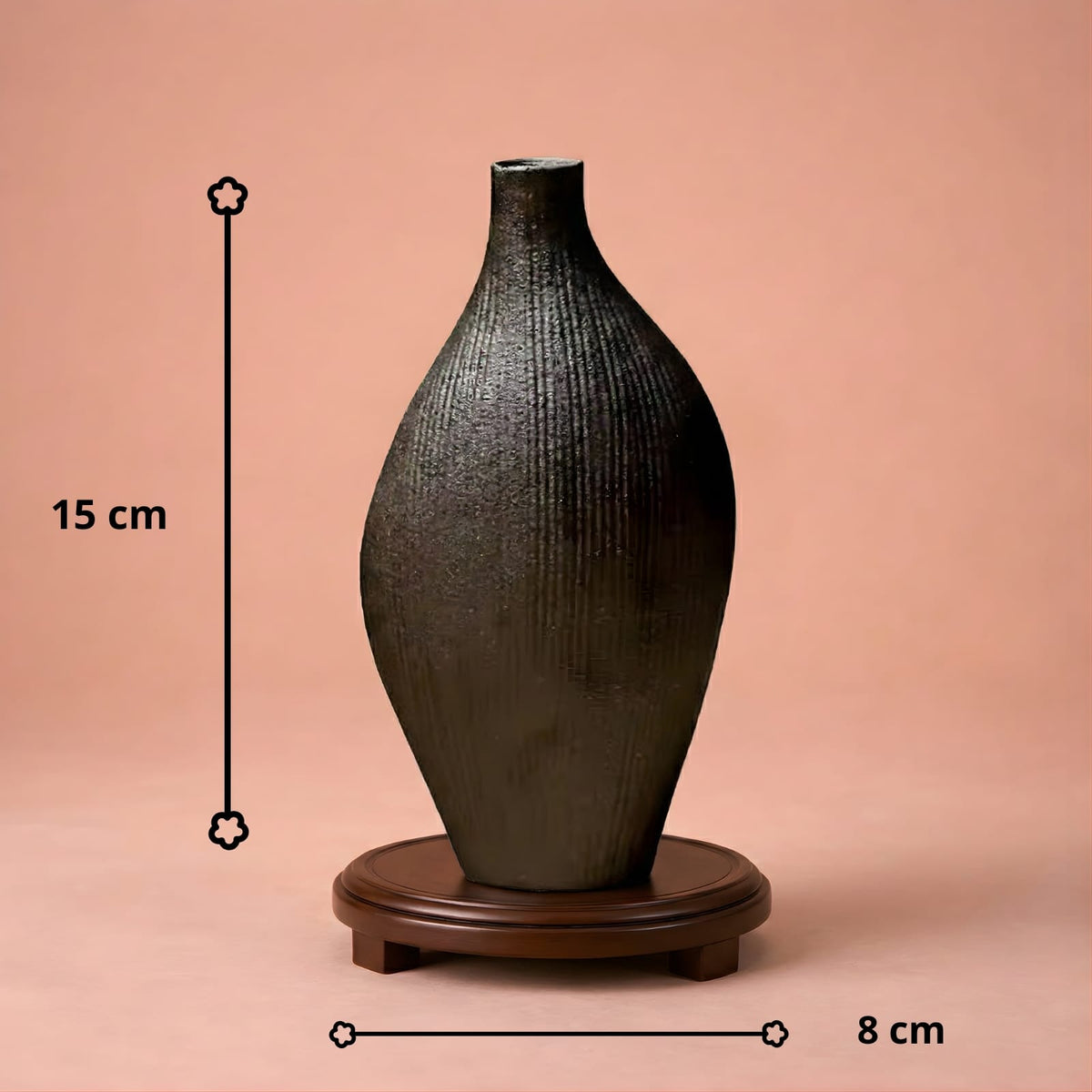 Vase en terre cuite japonais moderne