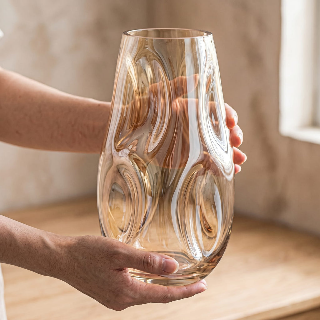 Vase en vitrail original transparent ambre