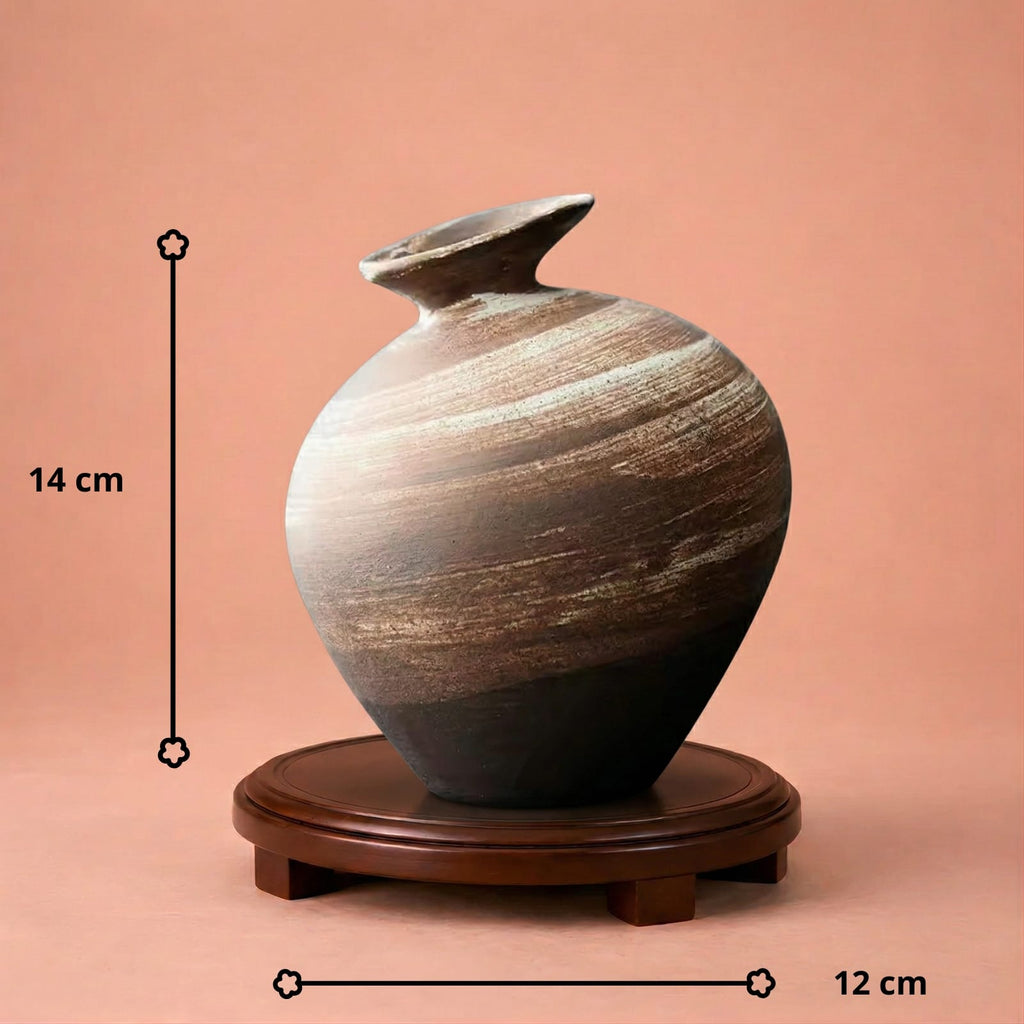 Vase japonais design en terre cuite