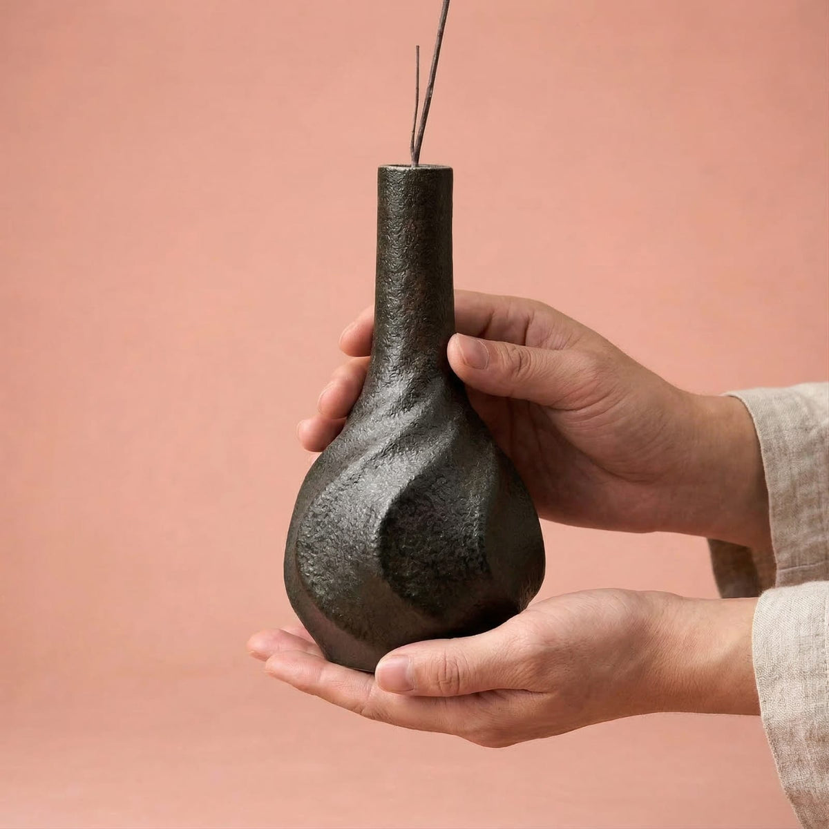 Vase japonais original en terre cuite