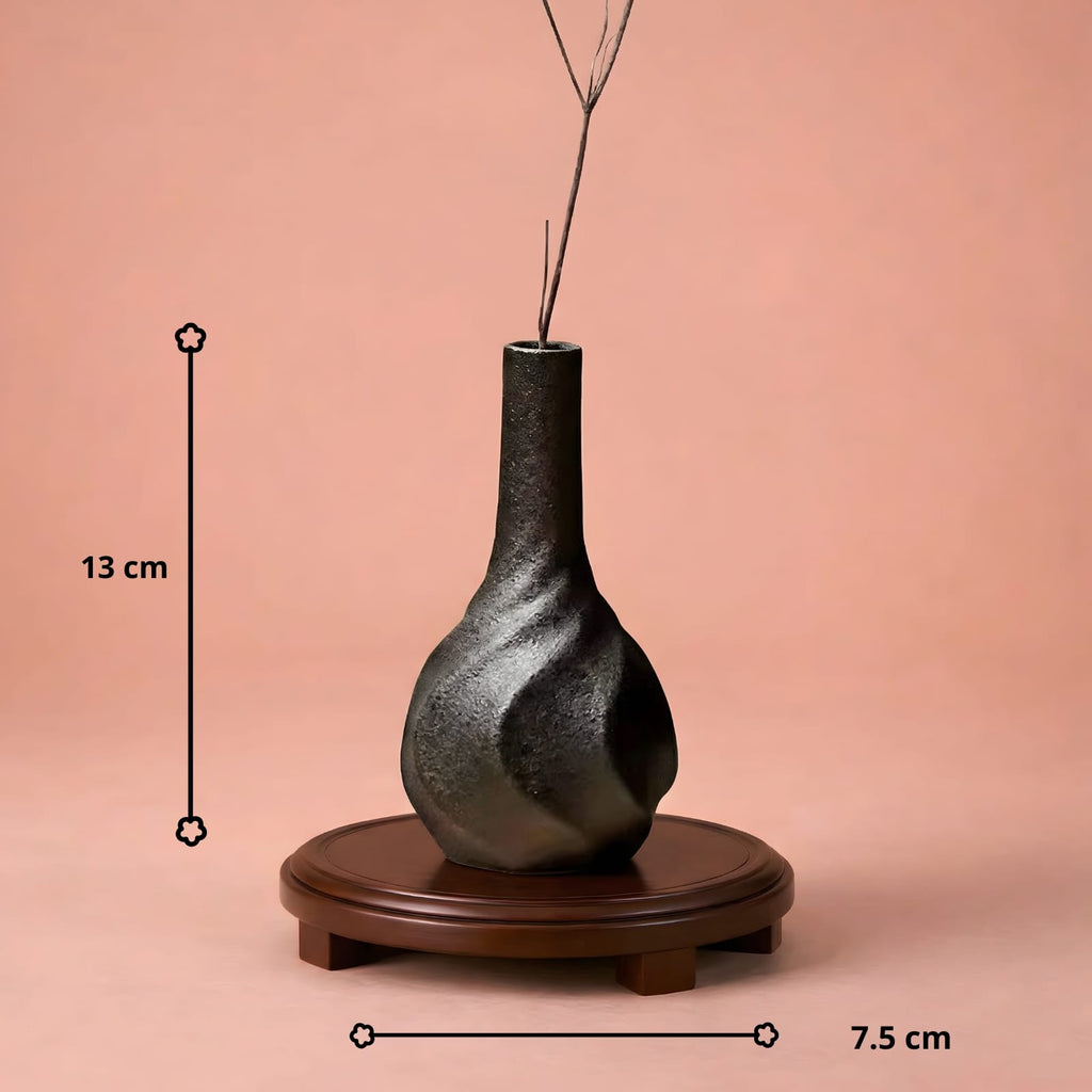 Vase japonais original en terre cuite