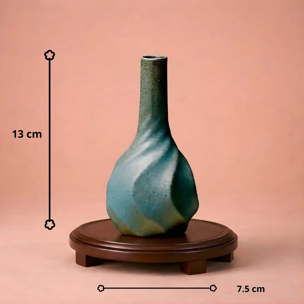 Vase japonais original en terre cuite