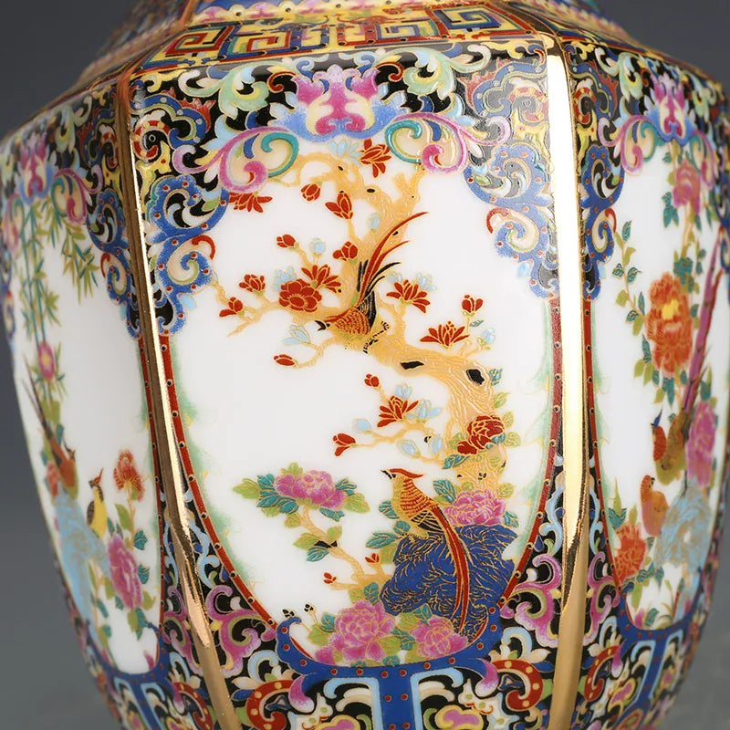 Vase rare chinois en porcelaine émaillée