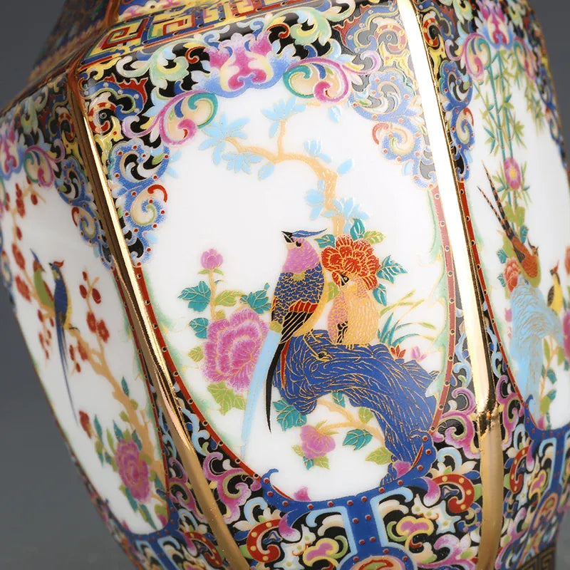 Vase rare chinois en porcelaine émaillée