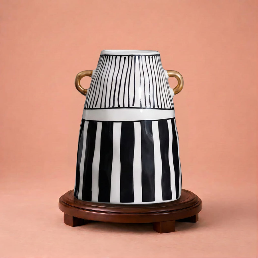 Vase Rayé Noir et Blanc en Céramique