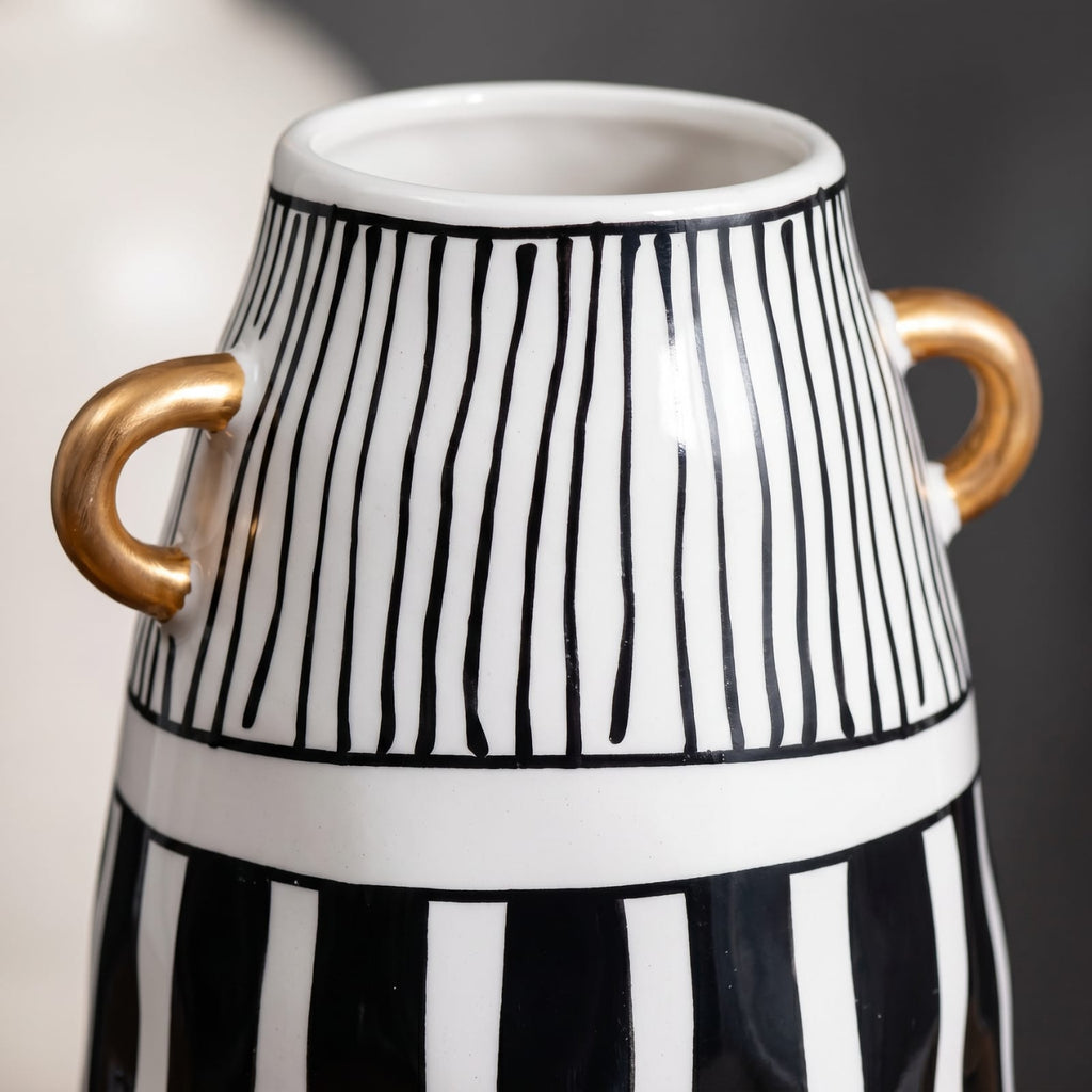 Vase Rayé Noir et Blanc en Céramique