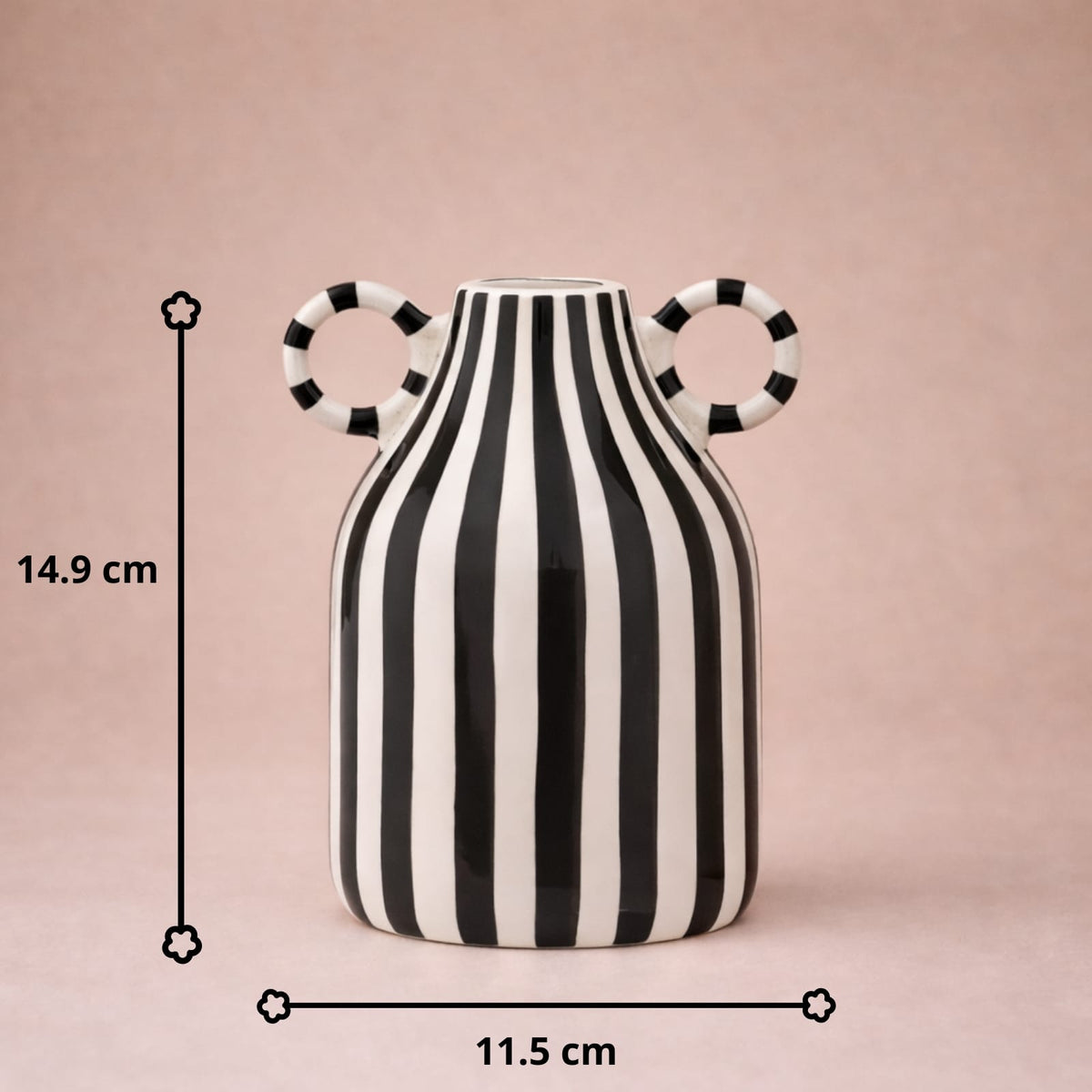 Vase rayé noir et blanc​ | Vase décoratif moderne