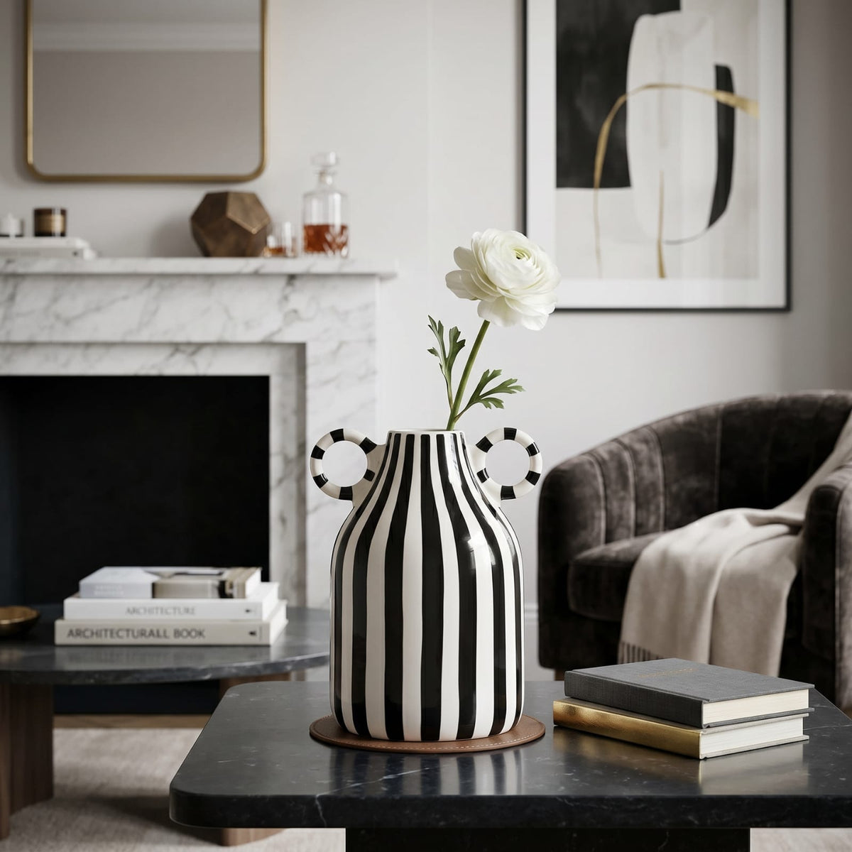 Vase rayé noir et blanc​ | Vase décoratif moderne