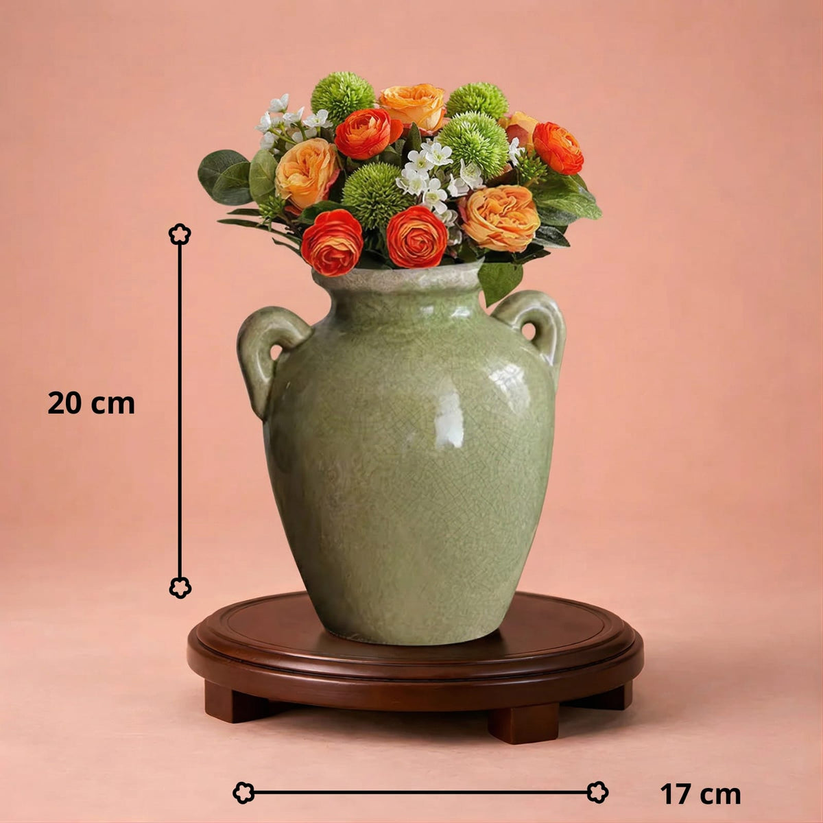 Vase vert en céramique à anse