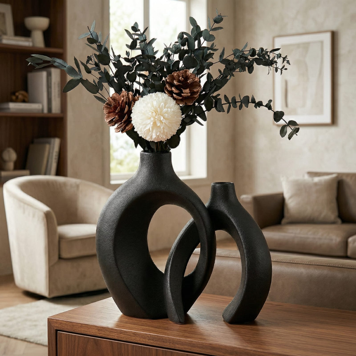 Vases en céramique moderne entrelacés